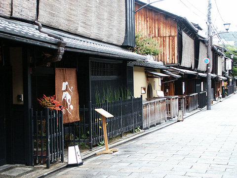 PICT0066_600.jpg