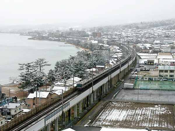 http://www.acrowass.com/ookinikyoto/photo/DSC_0744_600.jpg